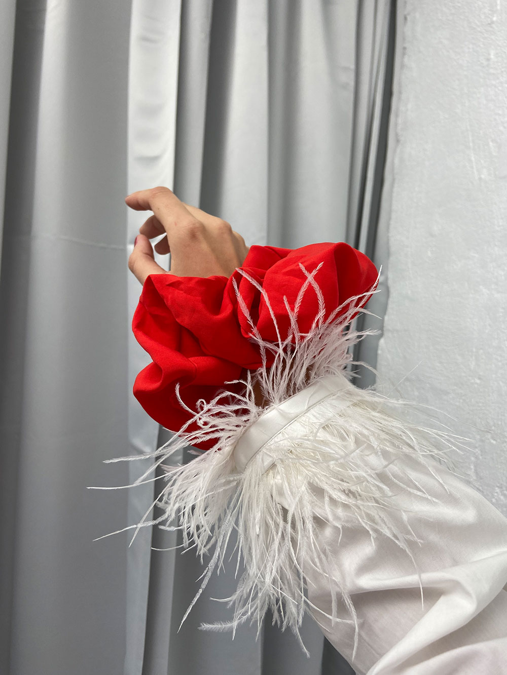 Rotes Scrunchie "massive" – Bild 2