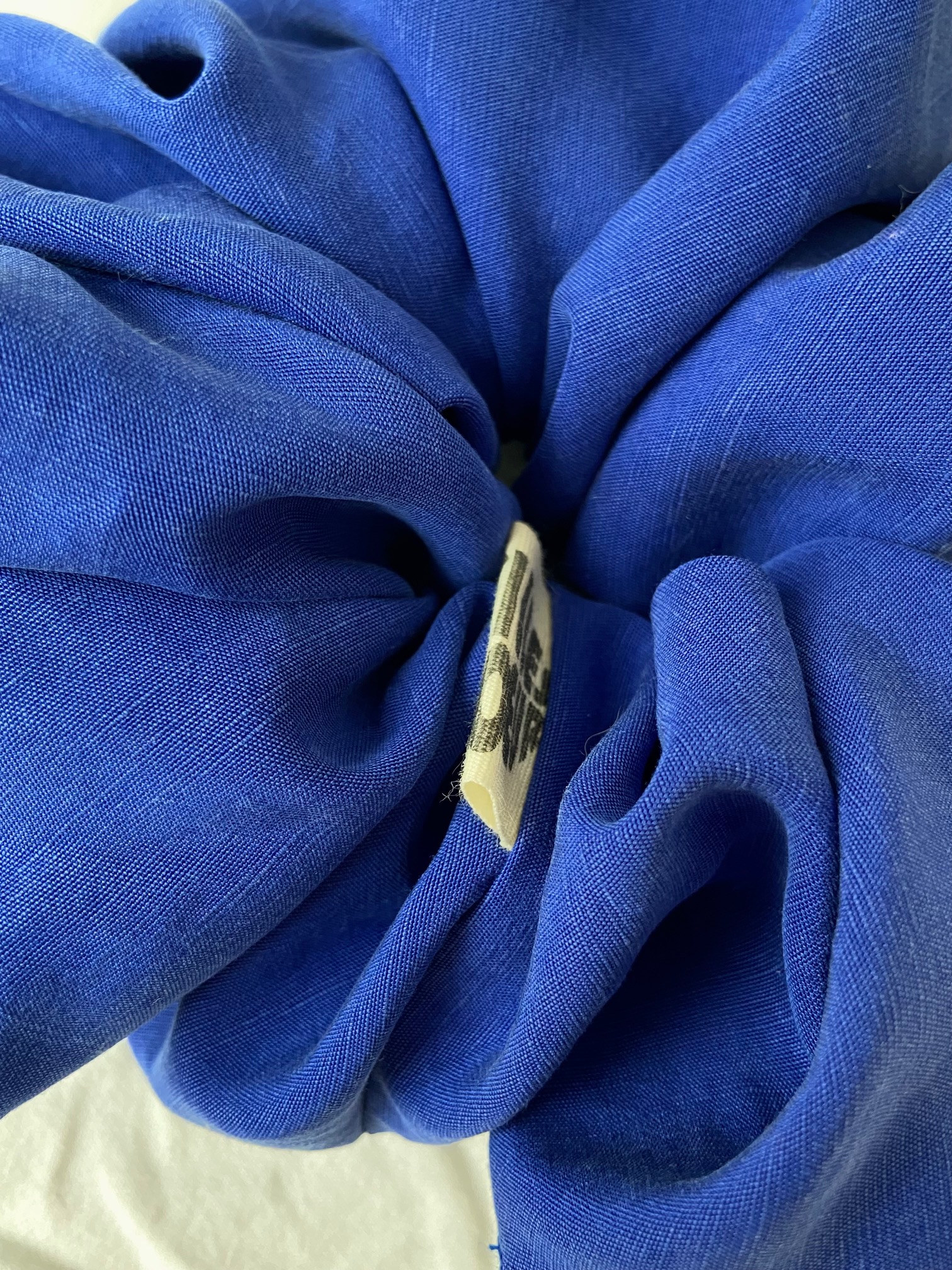 Royal blue solid scrunchie – Bild 3