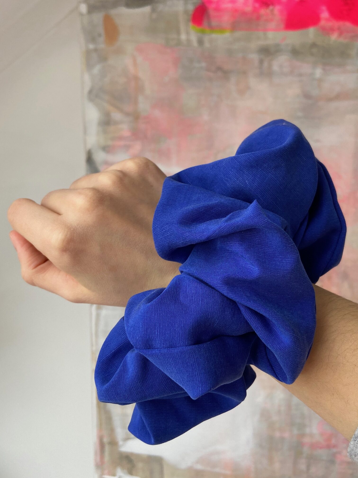 Royal blue solid scrunchie – Bild 4