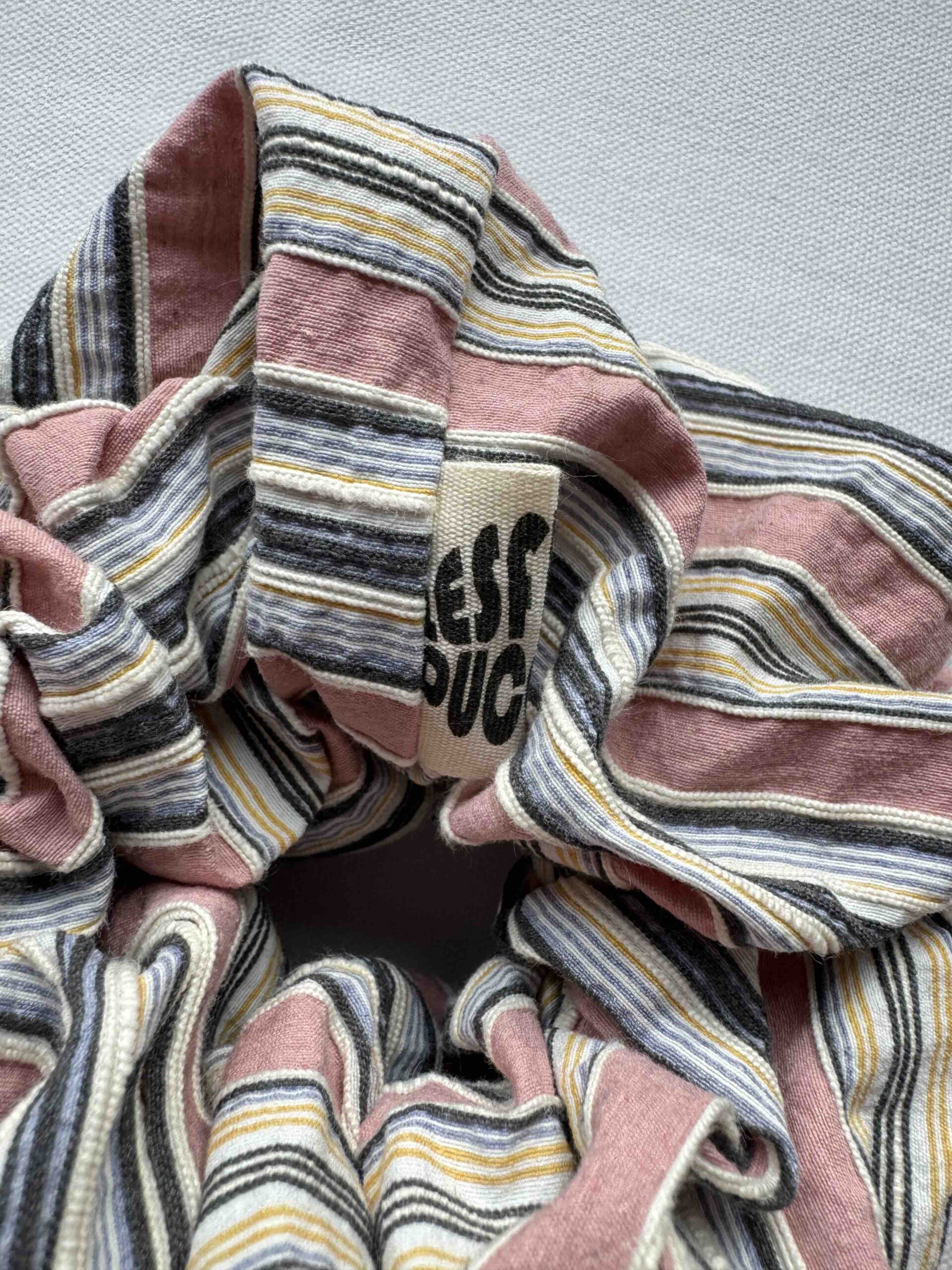 Thilda massive Scrunchie – Bild 3