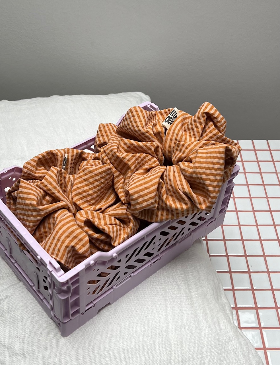 Capri massive scrunchie – Bild 4