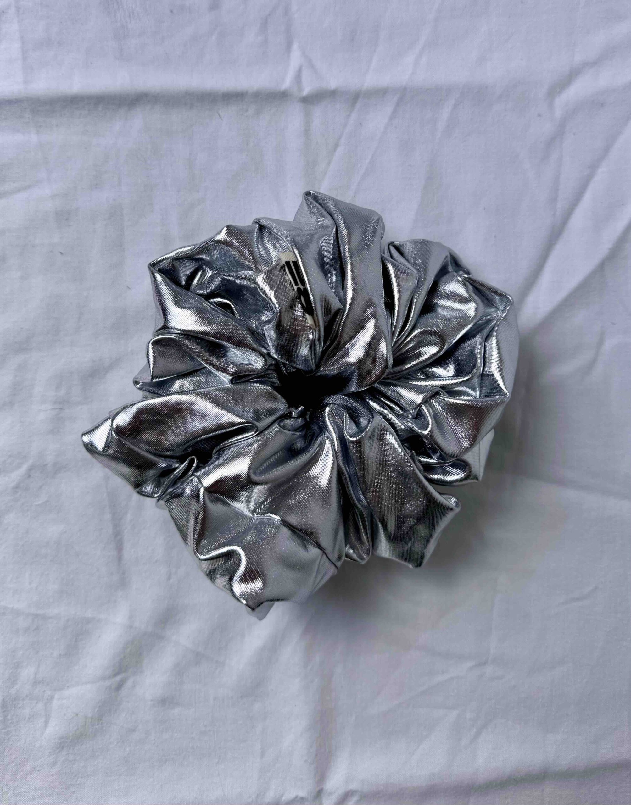 Ultra massive Scrunchie Silver