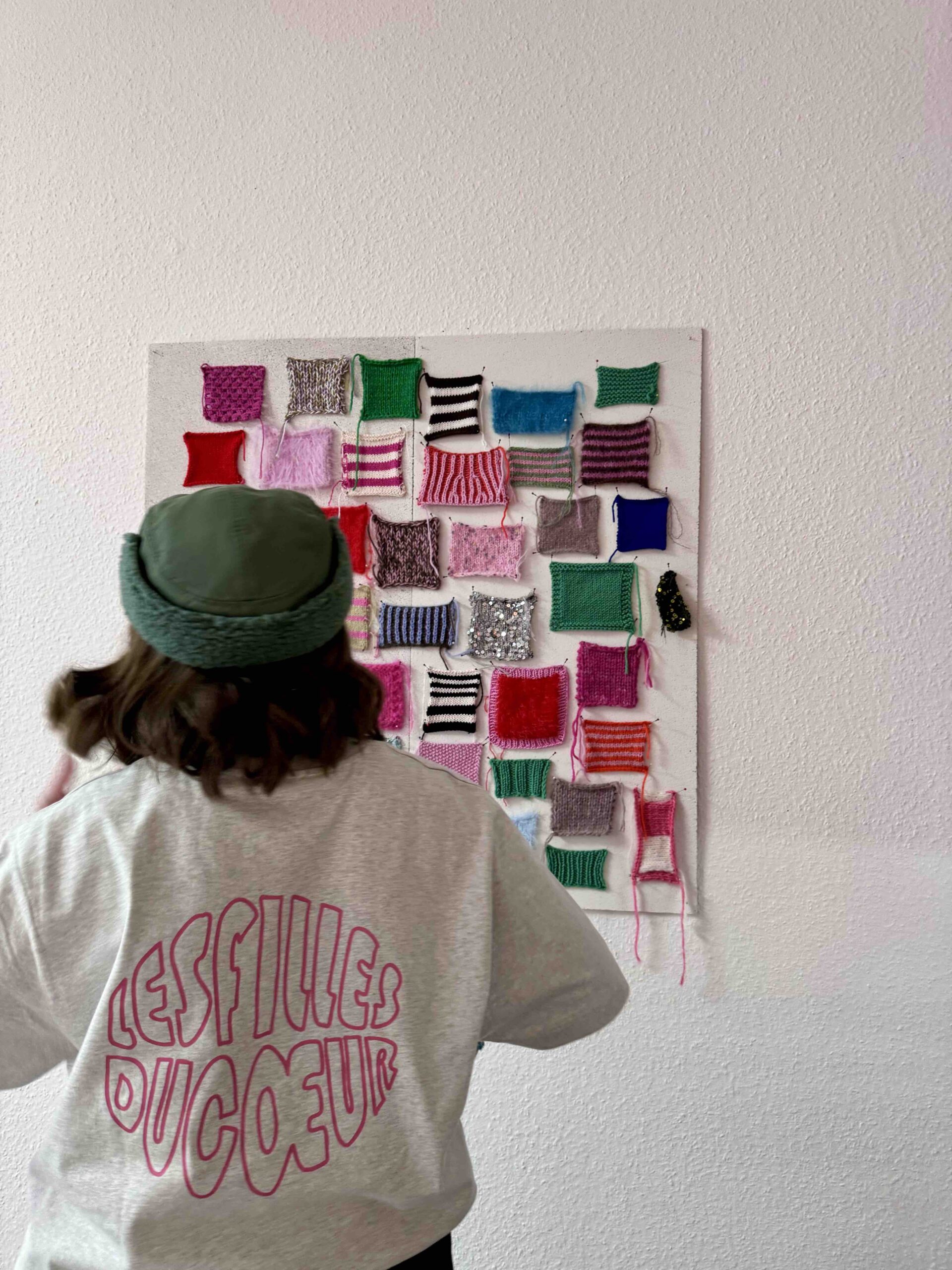 Backprint T-shirt with Logo – Bild 8