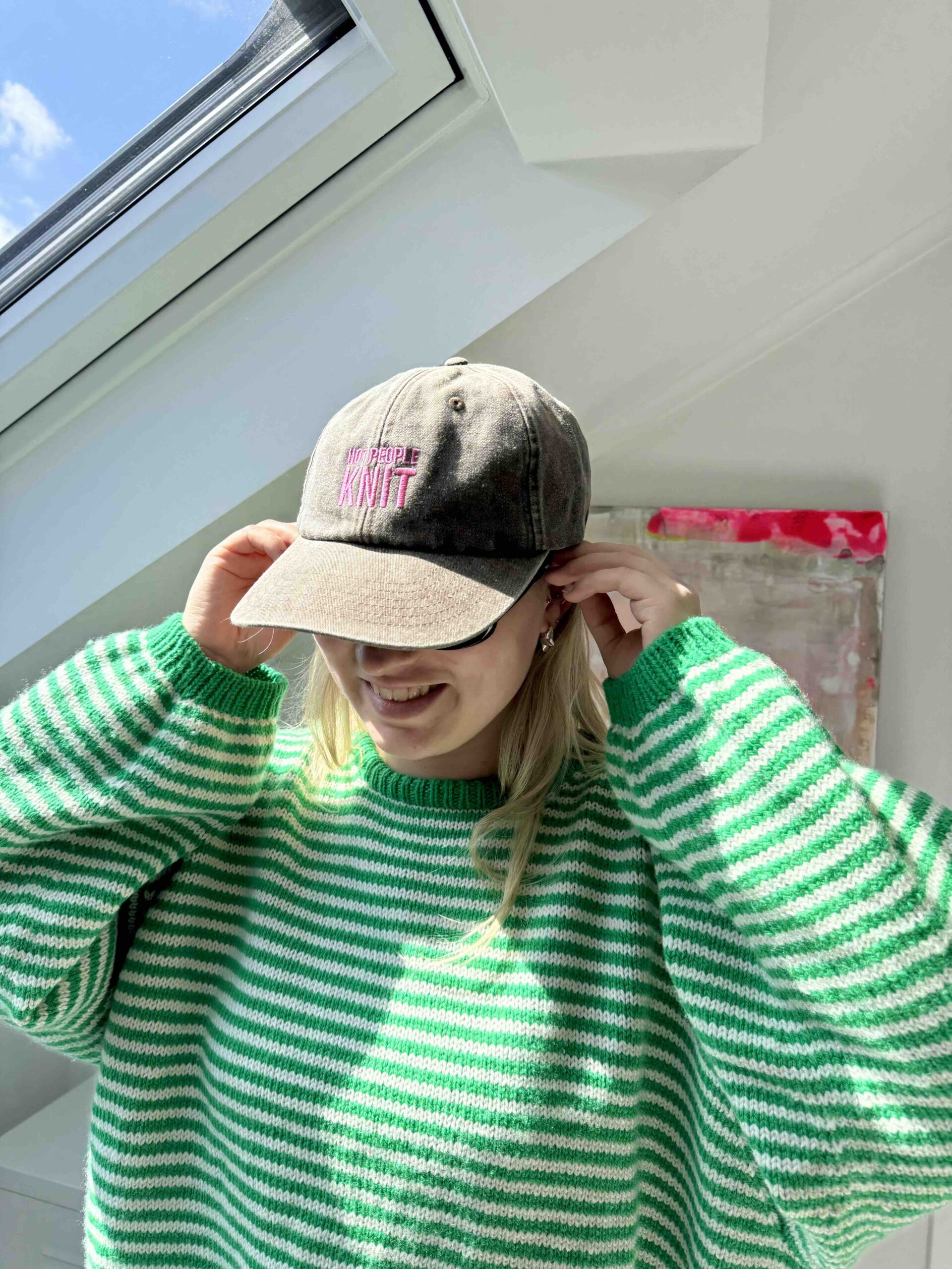 Bestickte Schildkappe HOT PEOPLE KNIT – Bild 5